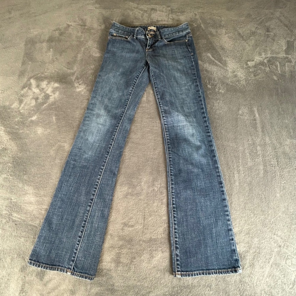 Gap Essential Bootcut Jeans Womens 2/26R Medium Wash Low Rise Stretch Denim